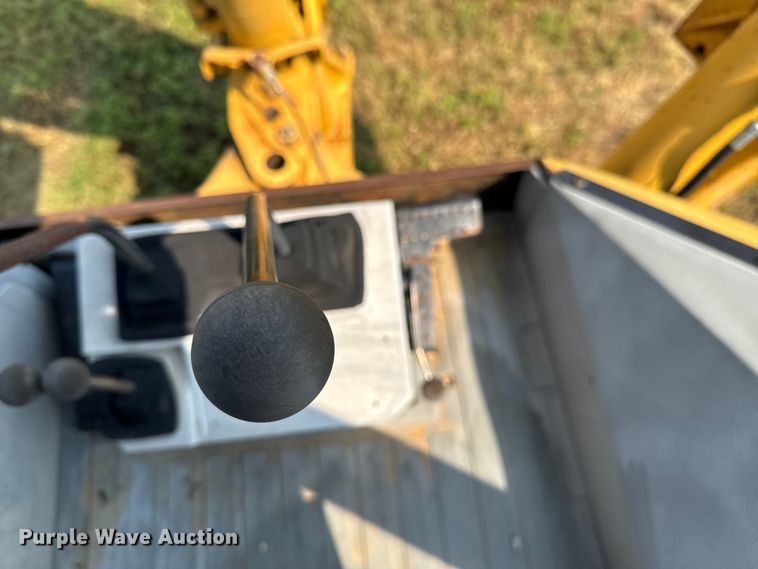 image for item DK0015 1994 Caterpillar 416B backhoe