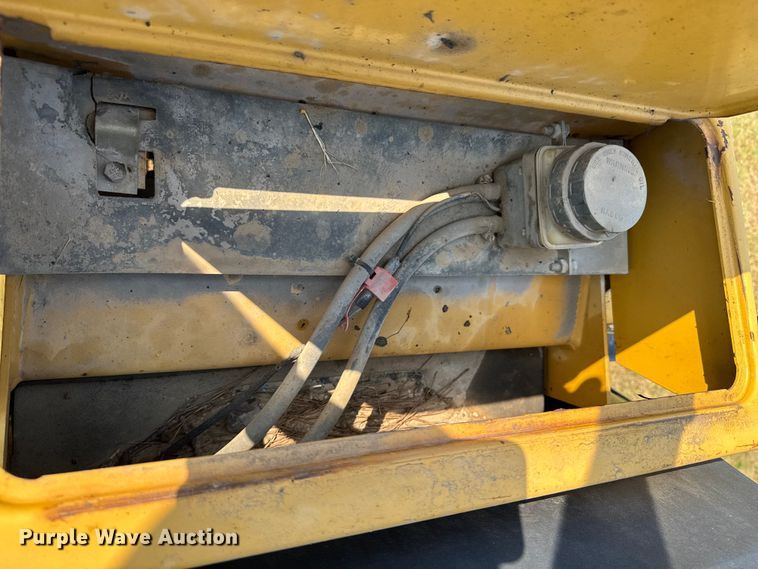 image for item DK0015 1994 Caterpillar 416B backhoe