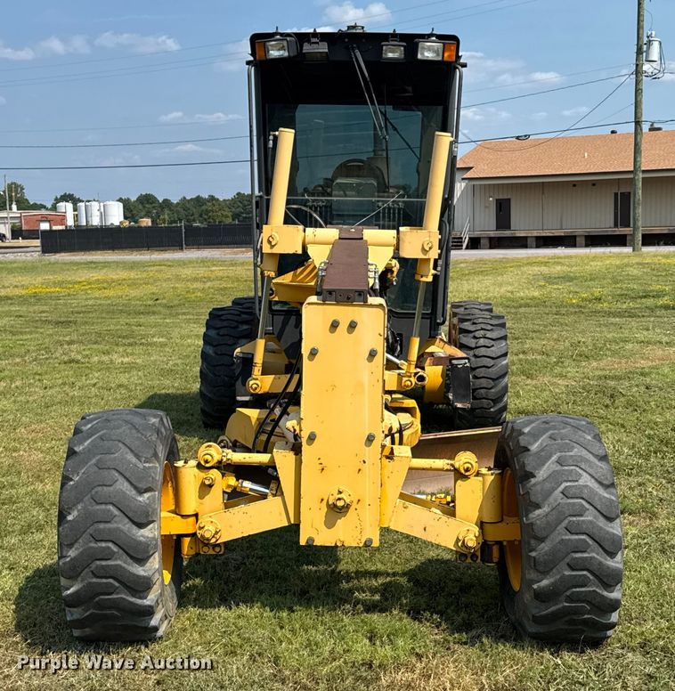 image for item DK0016 Volvo G80 motor grader