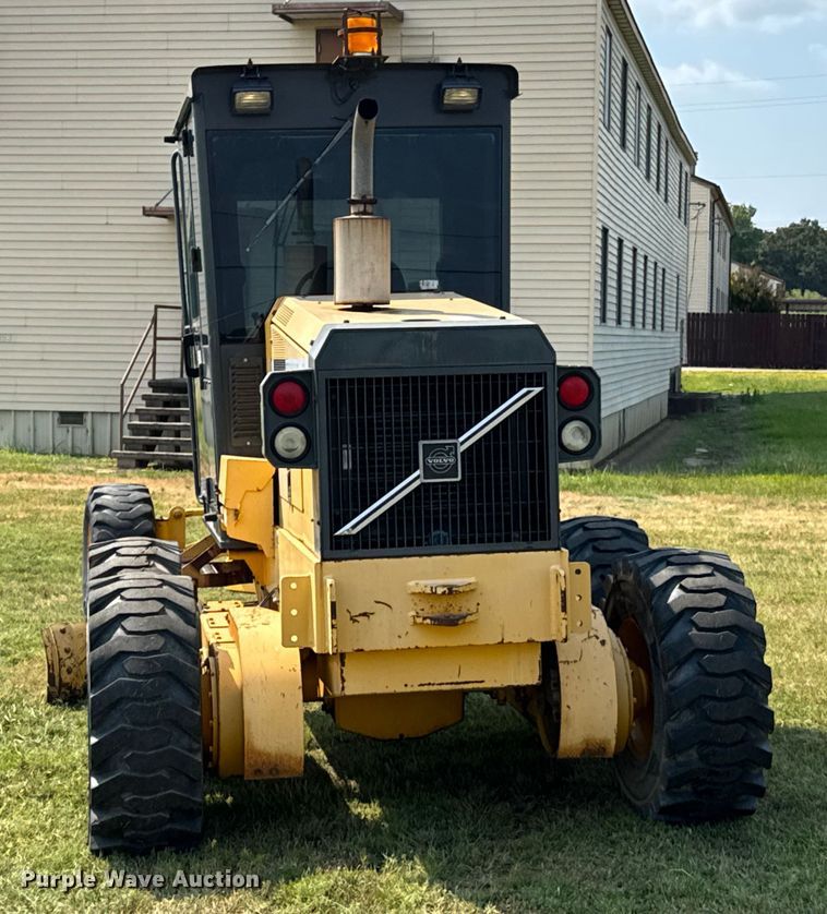 image for item DK0016 Volvo G80 motor grader