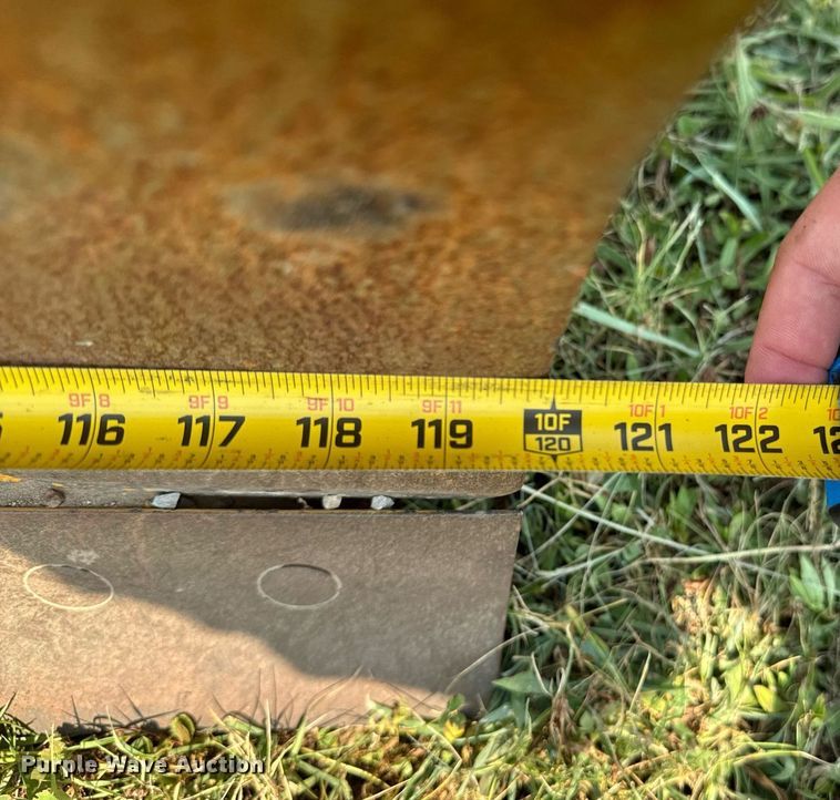 image for item DK0016 Volvo G80 motor grader