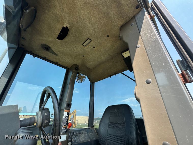 image for item DK0016 Volvo G80 motor grader