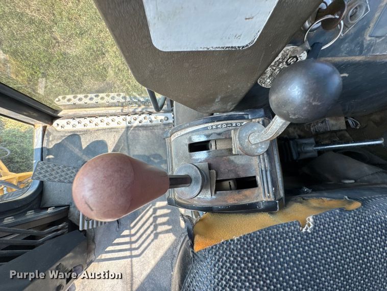 image for item DK0016 Volvo G80 motor grader