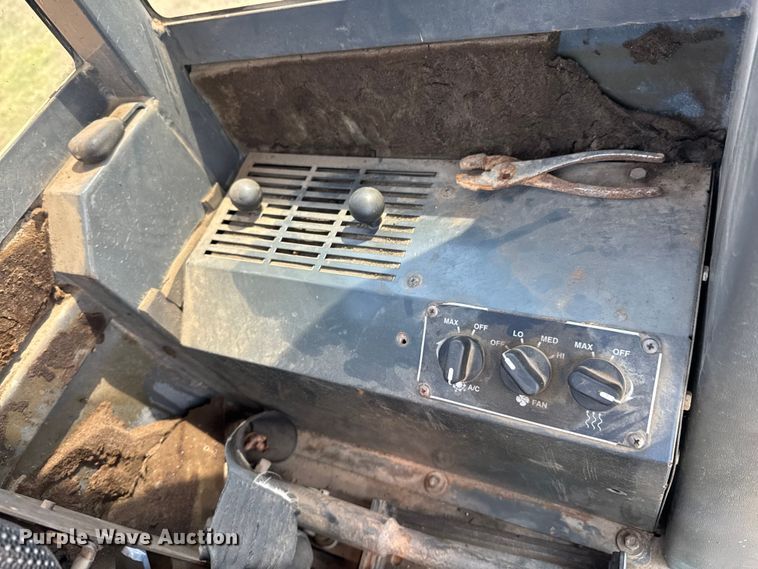 image for item DK0016 Volvo G80 motor grader