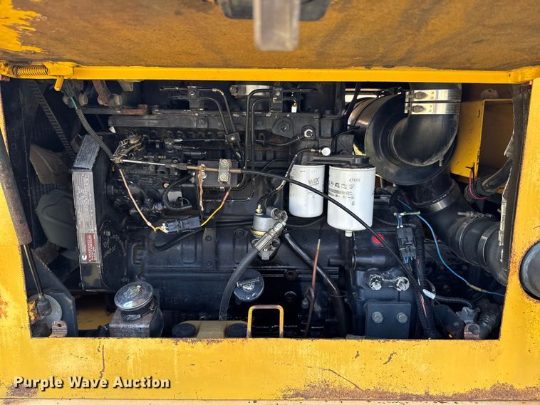 image for item DK0016 Volvo G80 motor grader