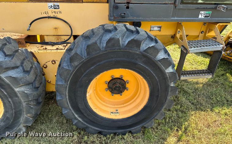 image for item DK0016 Volvo G80 motor grader