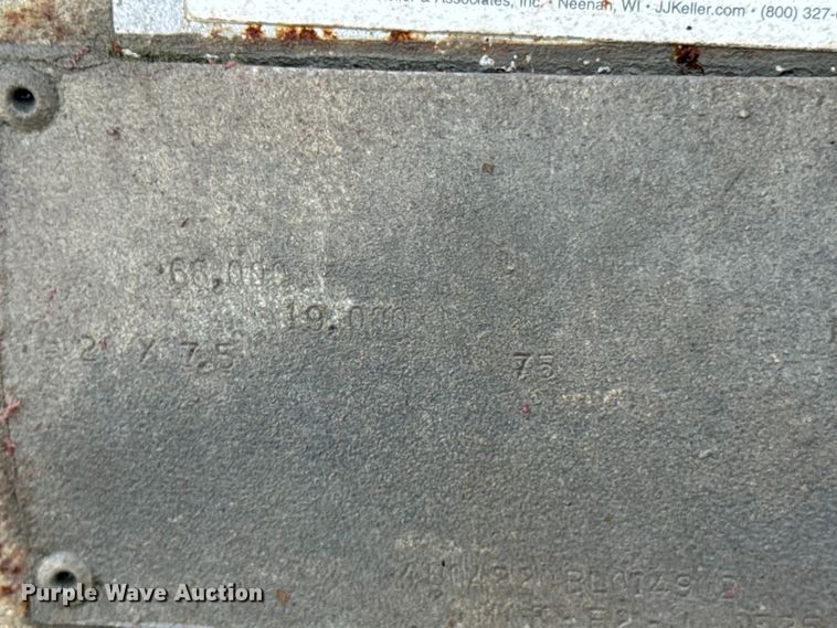 image for item DO0882 1981 Fruehauf pneumatic dry bulk trailer