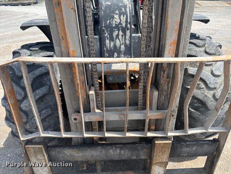 image for item DO0953 Case 588G forklift