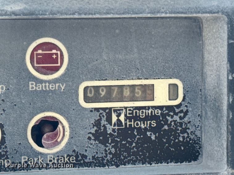 image for item DO0953 Case 588G forklift