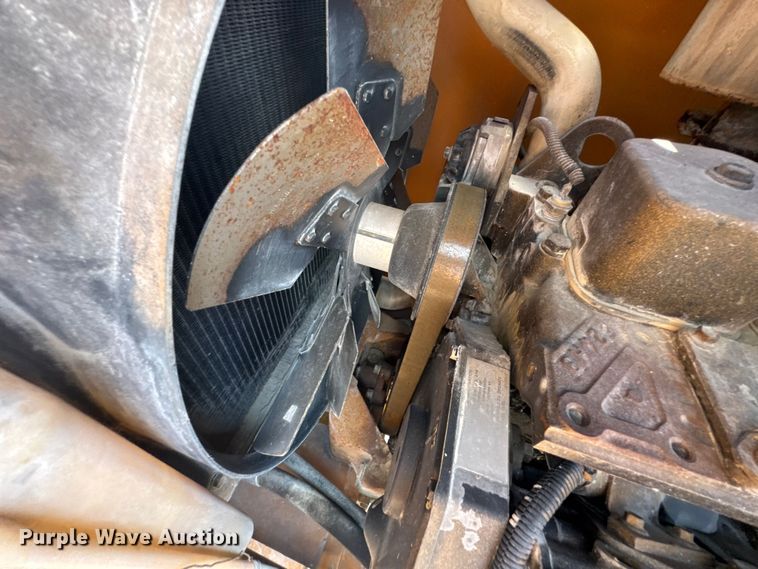 image for item DO0953 Case 588G forklift