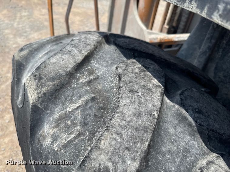 image for item DO0953 Case 588G forklift