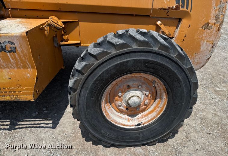 image for item DO0953 Case 588G forklift