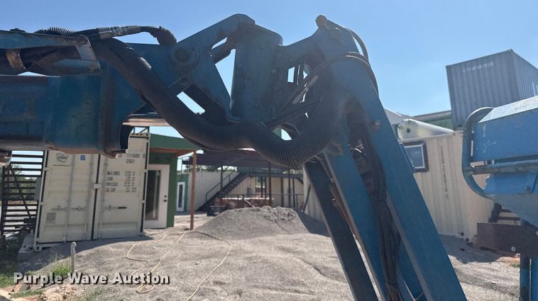 image for item DO7176 2007 Genie Z-30/20N boom lift