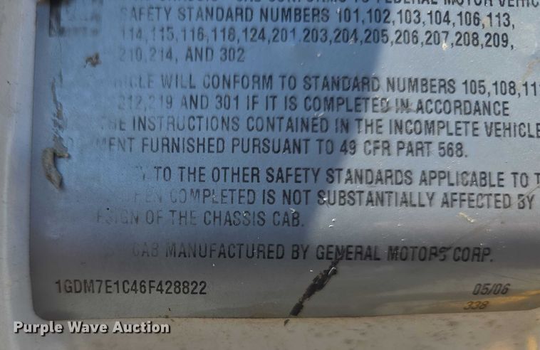 image for item DP8841 2006 GMC C7500 truck cab and chassis