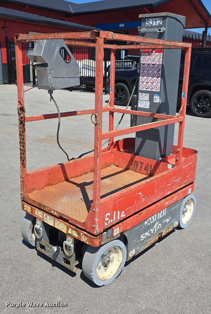 image for item DP8843 SkyJack SJ12 vertical lift