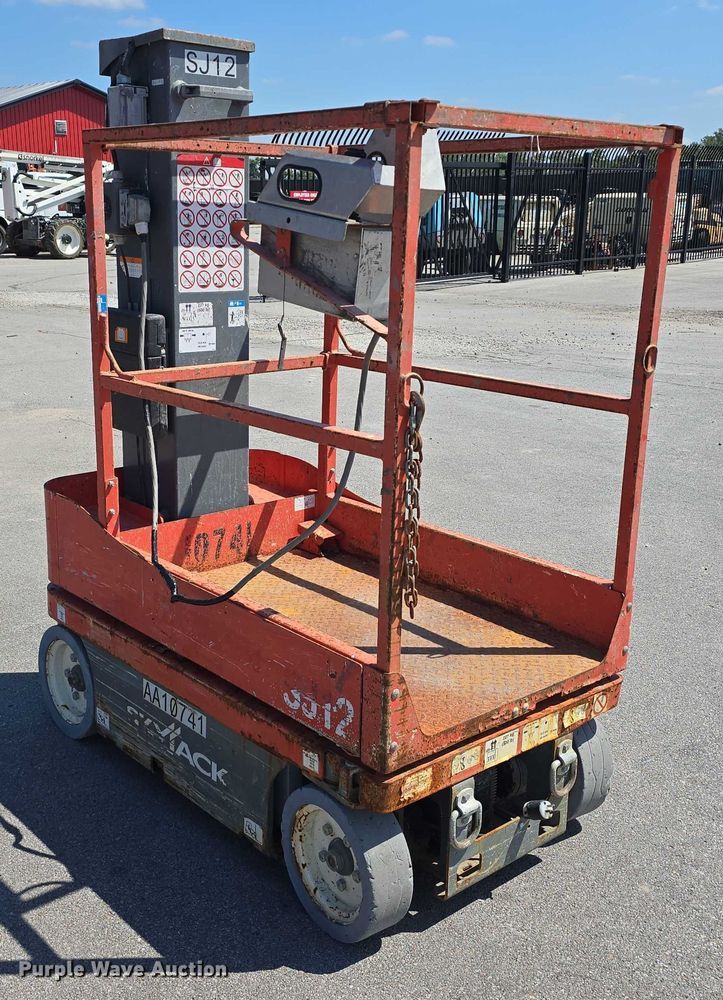 image for item DP8843 SkyJack SJ12 vertical lift