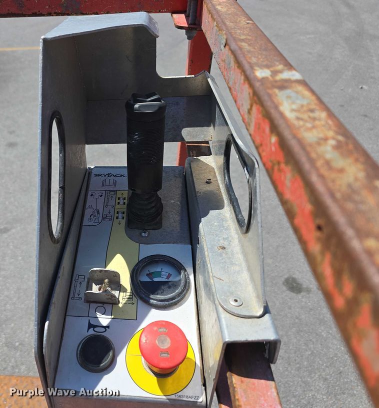 image for item DP8843 SkyJack SJ12 vertical lift