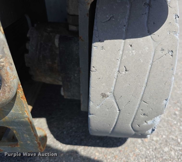 image for item DP8843 SkyJack SJ12 vertical lift