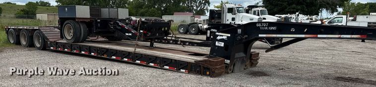 image for item DR2810 2006 Trail King lowboy equipment trailer