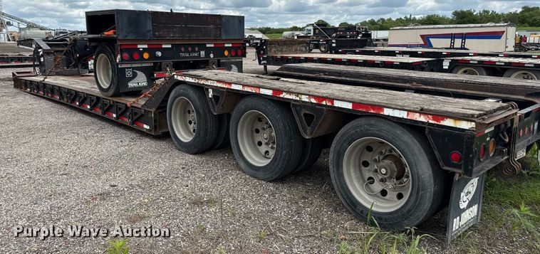 image for item DR2810 2006 Trail King lowboy equipment trailer