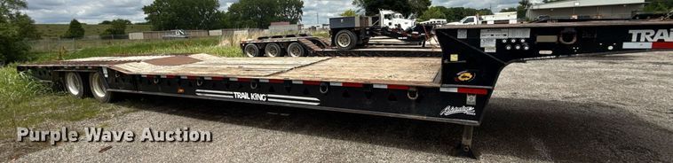 image for item DR2811 2019 Trail King drop deck equipment trailer