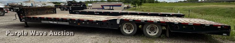 image for item DR2811 2019 Trail King drop deck equipment trailer
