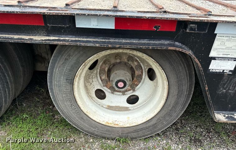 image for item DR2811 2019 Trail King drop deck equipment trailer