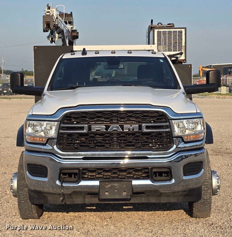 image for item DR3956 2021 Dodge Ram 5500 utility / service truck