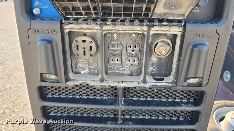 image for item DR3956 2021 Dodge Ram 5500 utility / service truck