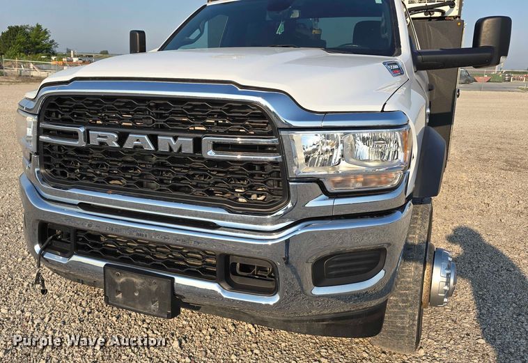 image for item DR3956 2021 Dodge Ram 5500 utility / service truck
