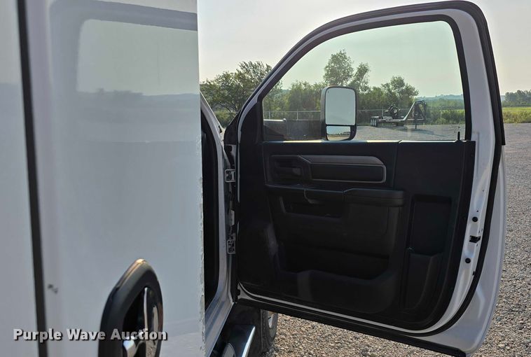 image for item DR3956 2021 Dodge Ram 5500 utility / service truck