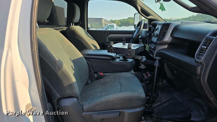 image for item DR3956 2021 Dodge Ram 5500 utility / service truck