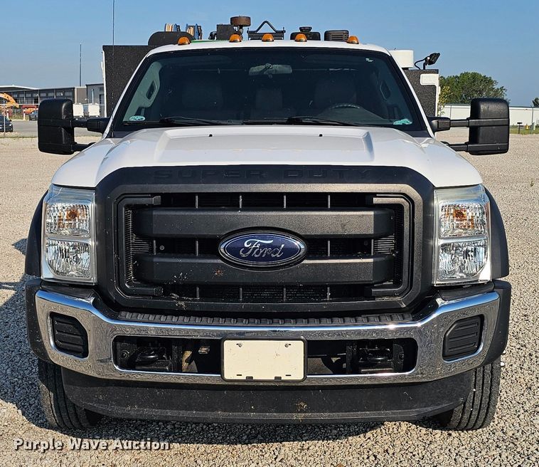 image for item DR3957 2014 Ford F550 Super Duty utility / service truck