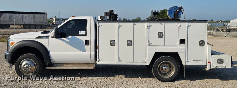 image for item DR3957 2014 Ford F550 Super Duty utility / service truck