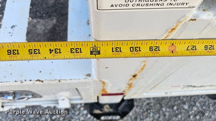 image for item DR3957 2014 Ford F550 Super Duty utility / service truck