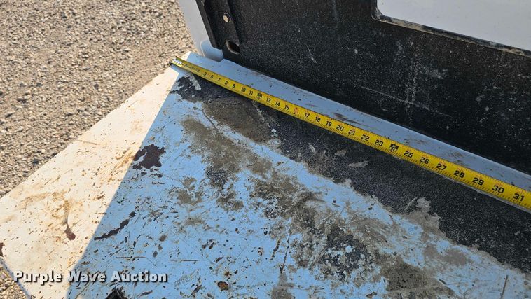 image for item DR3957 2014 Ford F550 Super Duty utility / service truck