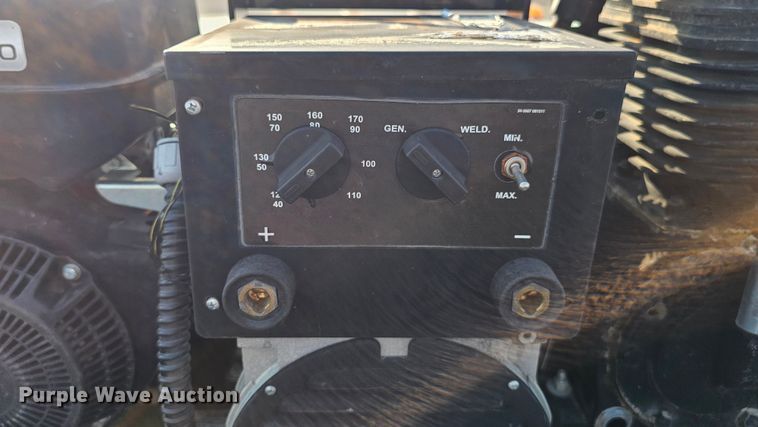 image for item DR3957 2014 Ford F550 Super Duty utility / service truck