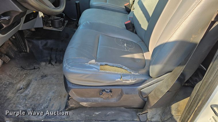 image for item DR3957 2014 Ford F550 Super Duty utility / service truck