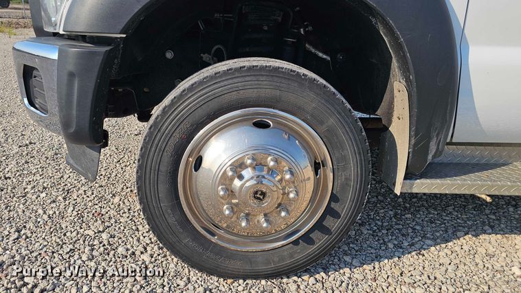 image for item DR3957 2014 Ford F550 Super Duty utility / service truck