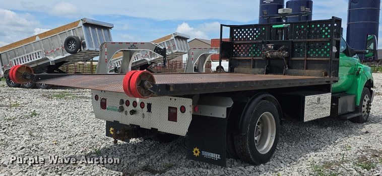 image for item DR3959 2016 Ford F650 Super Duty rollback truck