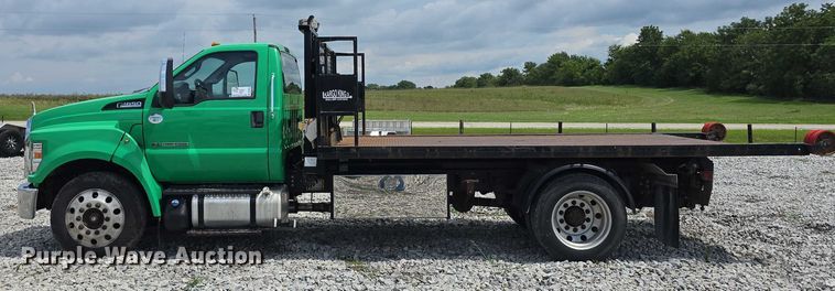 image for item DR3959 2016 Ford F650 Super Duty rollback truck