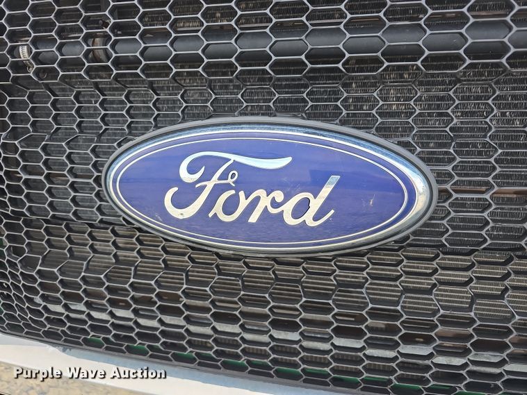 image for item DR3959 2016 Ford F650 Super Duty rollback truck