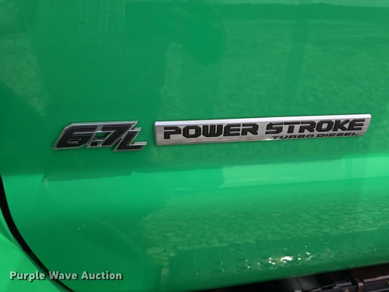 image for item DR3959 2016 Ford F650 Super Duty rollback truck