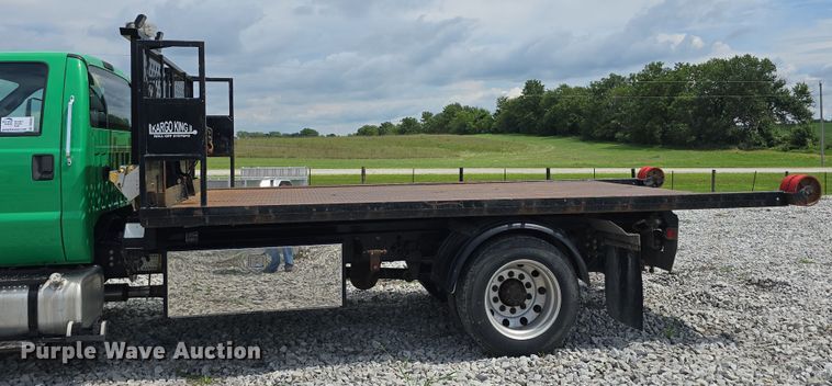 image for item DR3959 2016 Ford F650 Super Duty rollback truck