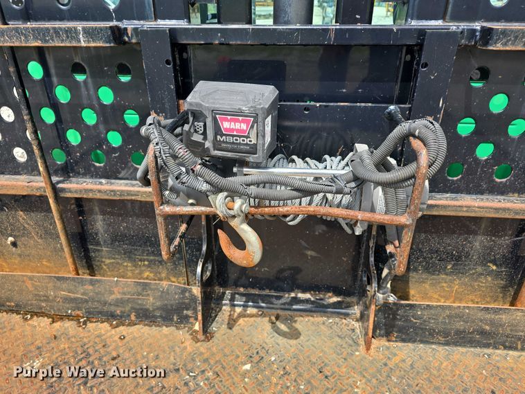 image for item DR3959 2016 Ford F650 Super Duty rollback truck