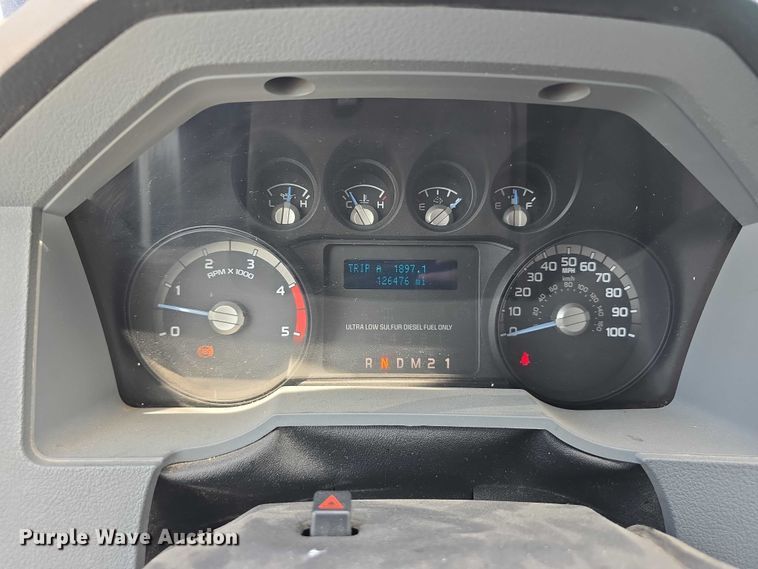 image for item DR3959 2016 Ford F650 Super Duty rollback truck