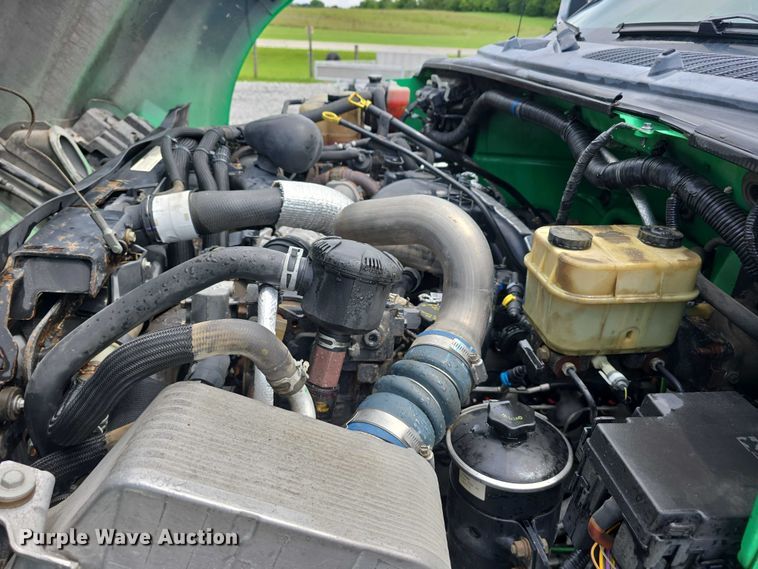 image for item DR3959 2016 Ford F650 Super Duty rollback truck