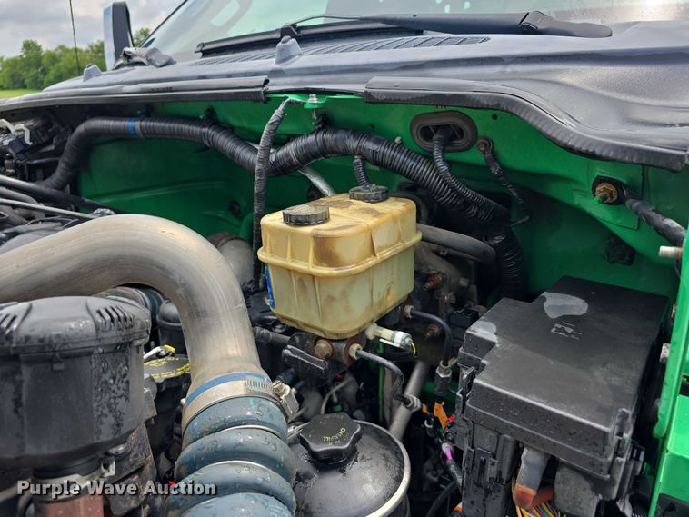 image for item DR3959 2016 Ford F650 Super Duty rollback truck