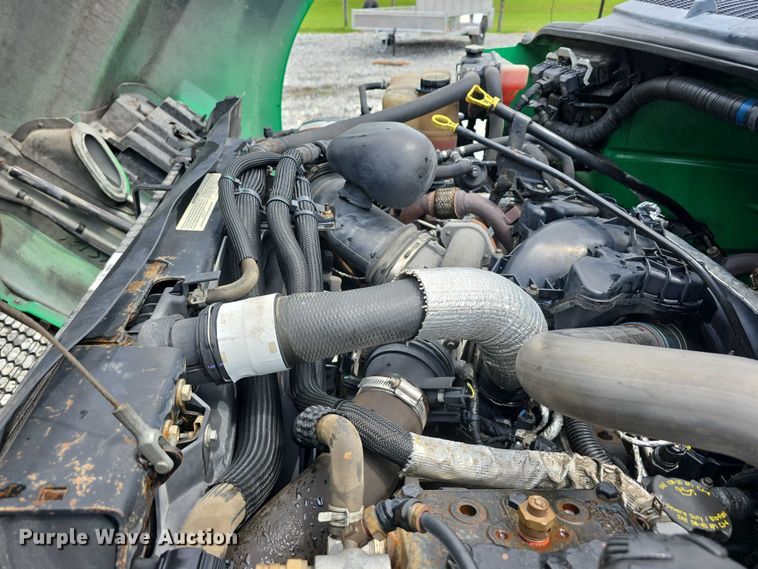 image for item DR3959 2016 Ford F650 Super Duty rollback truck