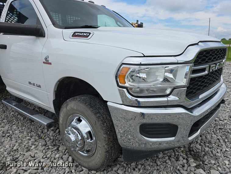 image for item DR3963 2021 Dodge Ram 3500 Heavy Duty flatbed pickup truck